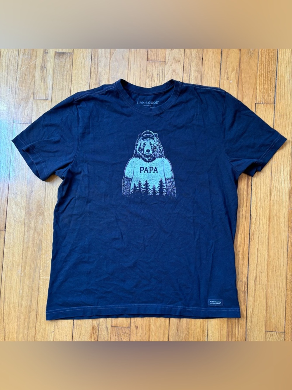 Life Is Good Large Black 'Papa' Bear Short Sleeve Crusher Graphic Tee